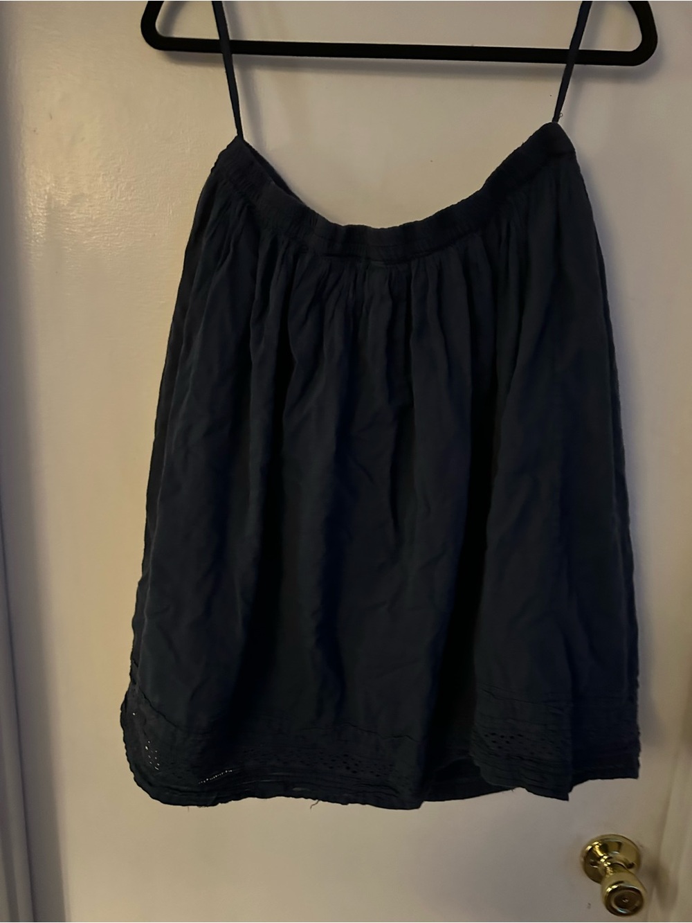 2X Jane Ashley Navy Blue Cotton Skirt with eyelet detail - Picture 3 of 3